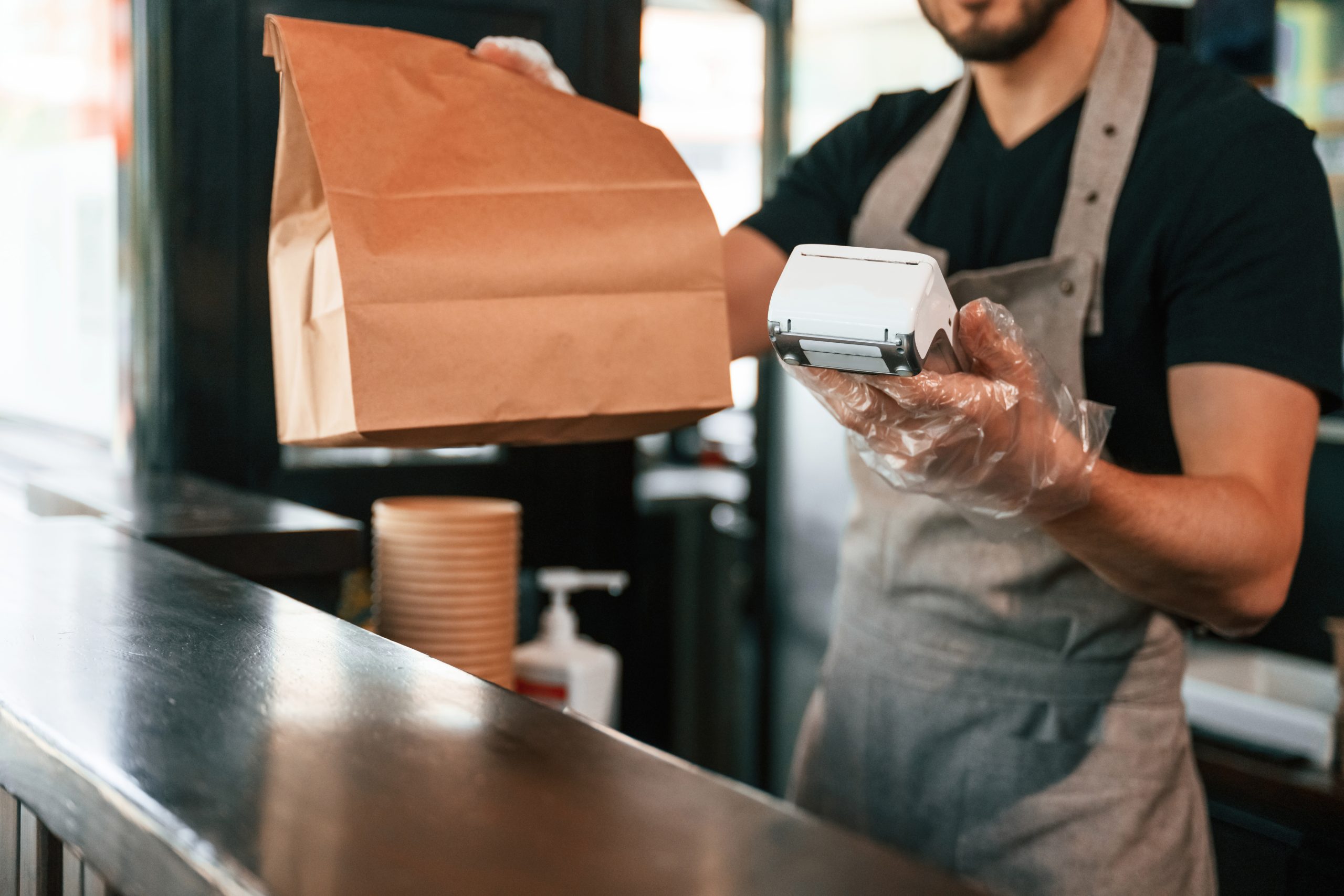 Food service em postos: tendência crescente no setor de combustíveis e conveniência